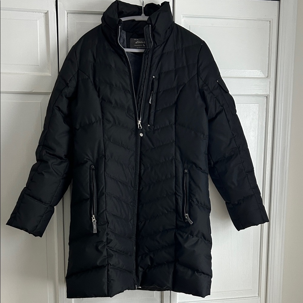 Eddie Bauer Women's Medium Black Puffer Coat
